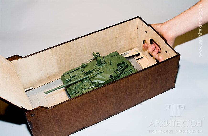 High degree of detail of model tank