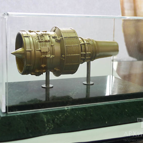 Gift models of turbojet engine