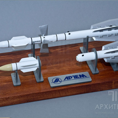 Souvenir model of R-27 missile