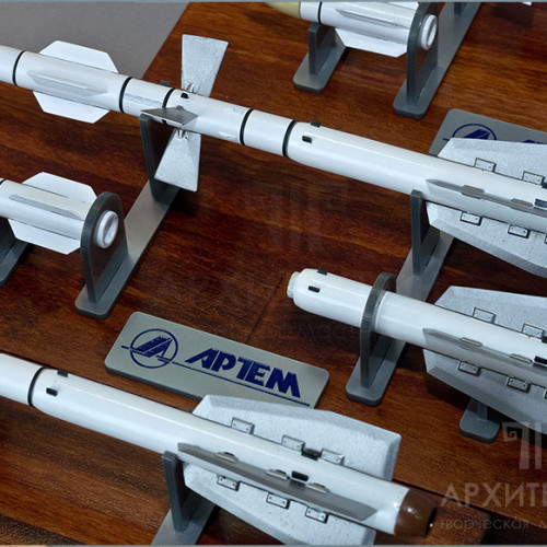 Batch custom model of the R-27 missile