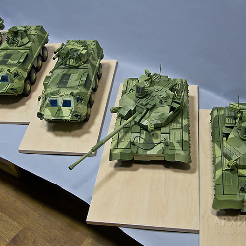 1:30 scale models of BTR-4